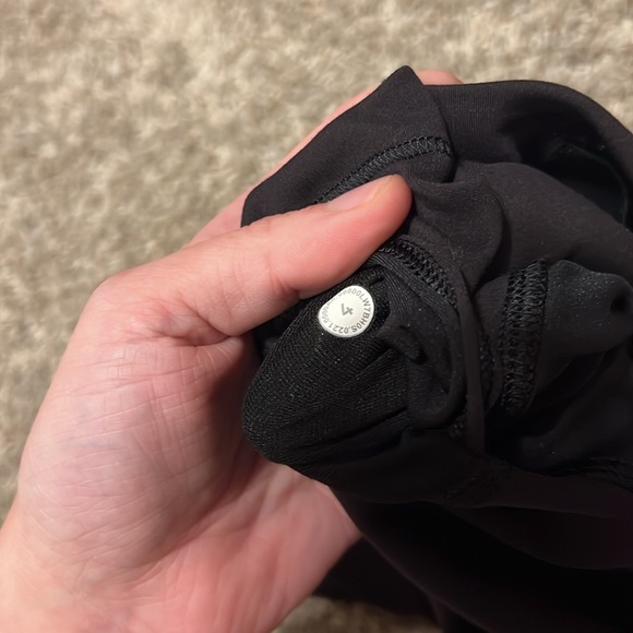 Lululemon Wunder Train High Rise Short 8" Black Size 4 - Picture 7 of 8